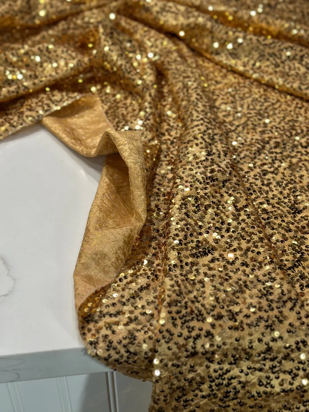 Taffeta Sequins Table Linen in Gold