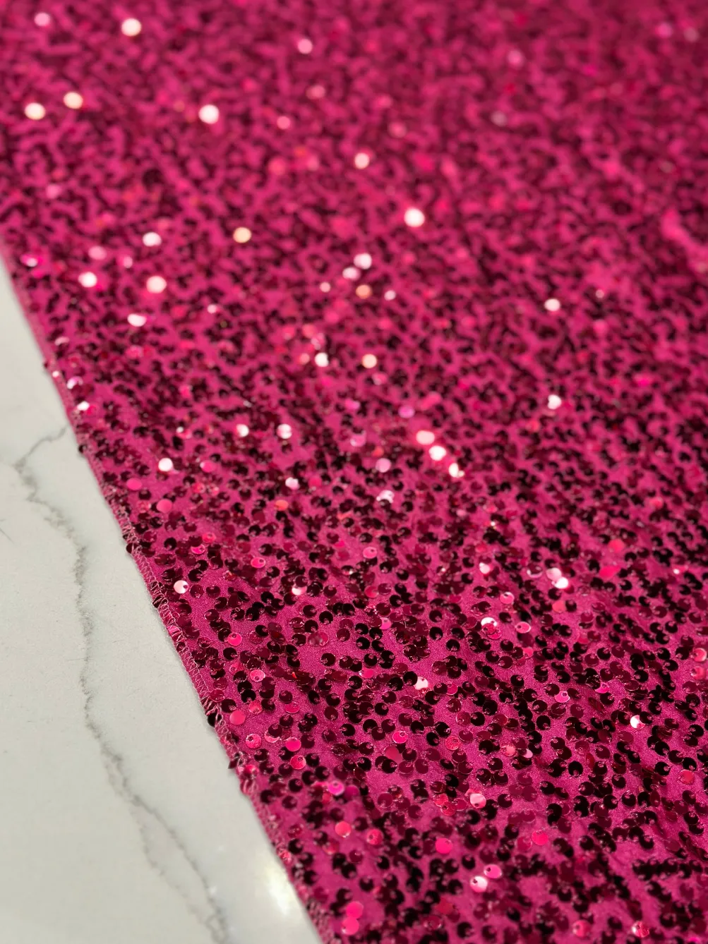 Taffeta Sequins Table Linen in Fuchsia