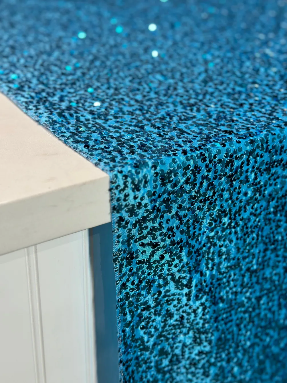 Taffeta Sequins Table Linen in Turquoise