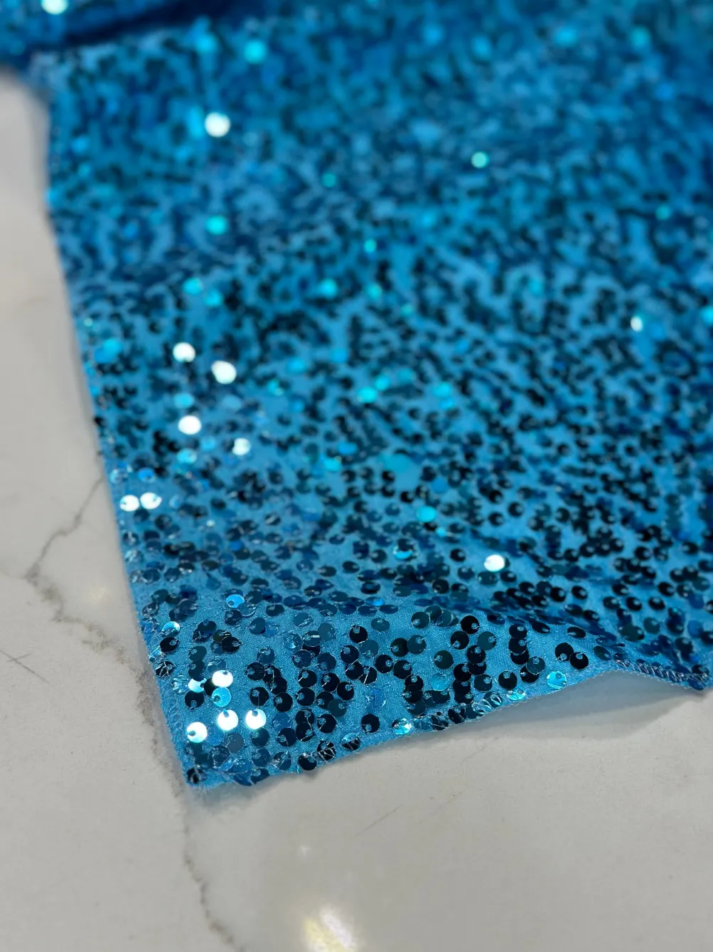 Taffeta Sequins Table Linen in Turquoise
