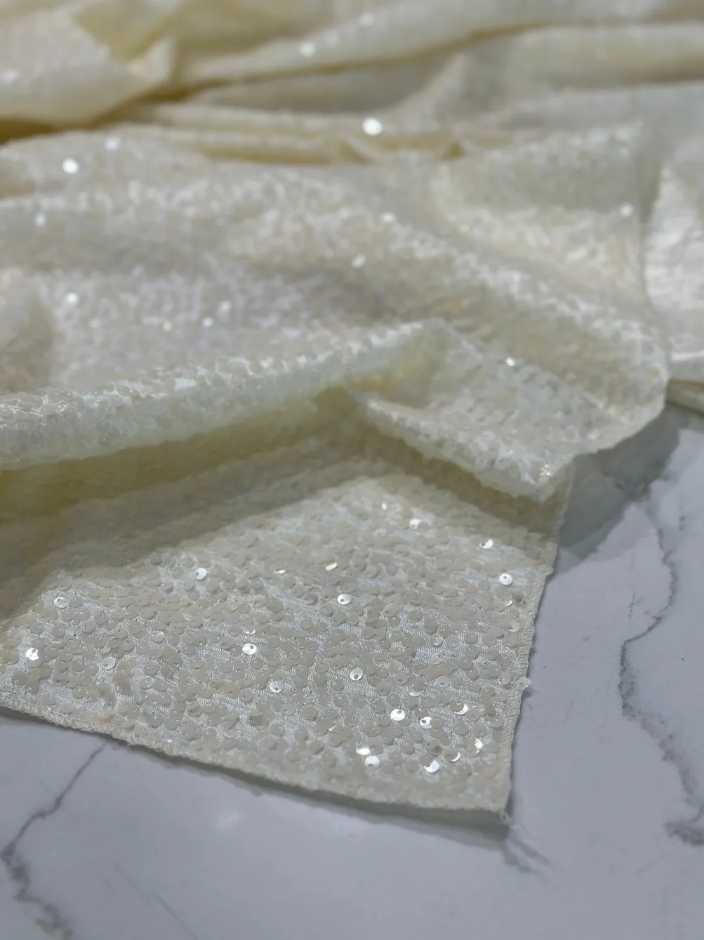 Taffeta Sequins Table Linen in Ivory