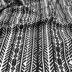 Topaz (Poly Print) Table Runner in Black / White