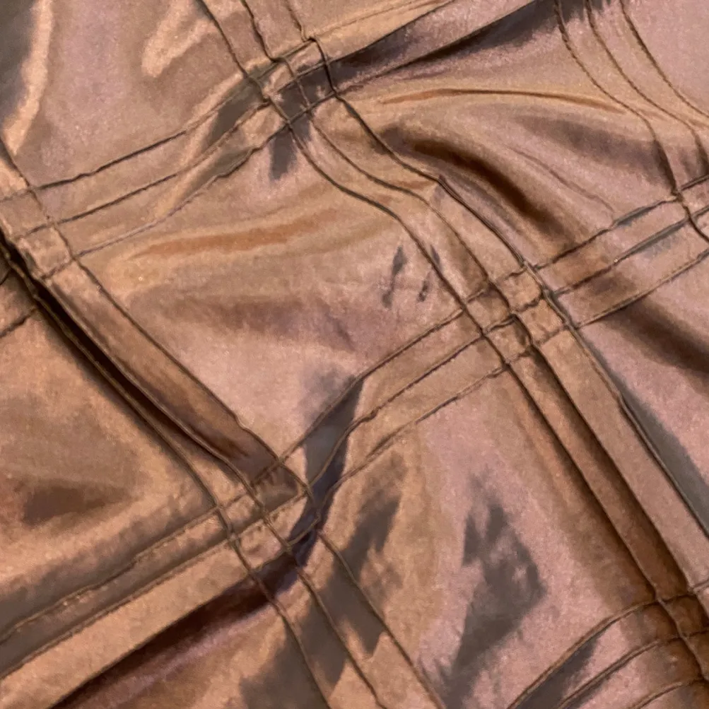 Triple Pleat Pintuck Table Runner in Brown