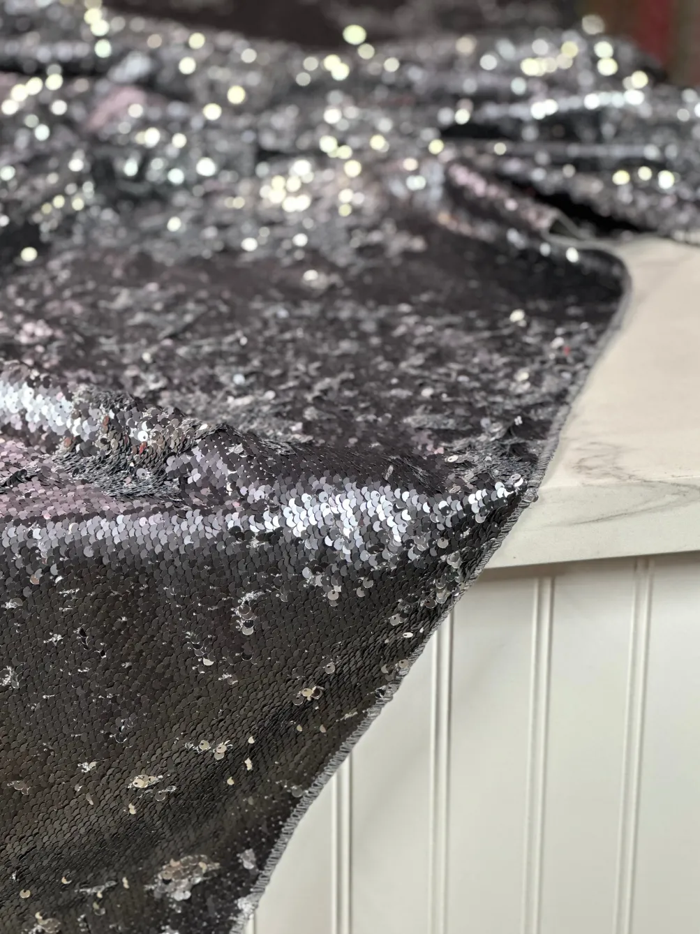 Two-Tone Sequins Table Linen in Pewter and Silver