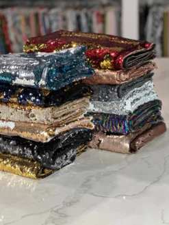 Two-Tone Sequins Table Linen in Black and Gold