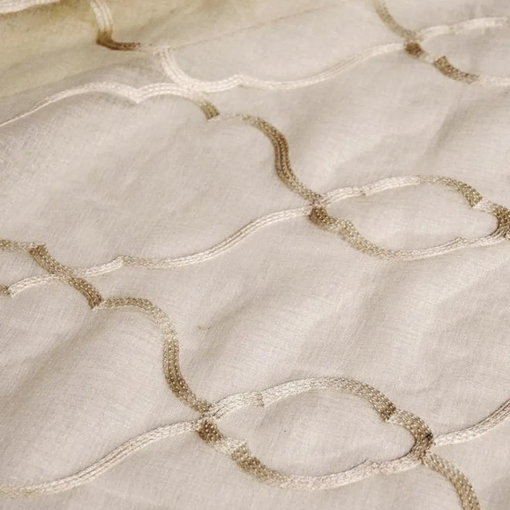 Vertigo Sheer Table Runner in Ivory